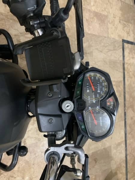 Suzuki GR150 2022 Model 12000 km genuine driven 4