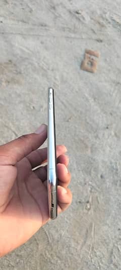 iphone 11 pro max jv 512 gb 81% battery good condition