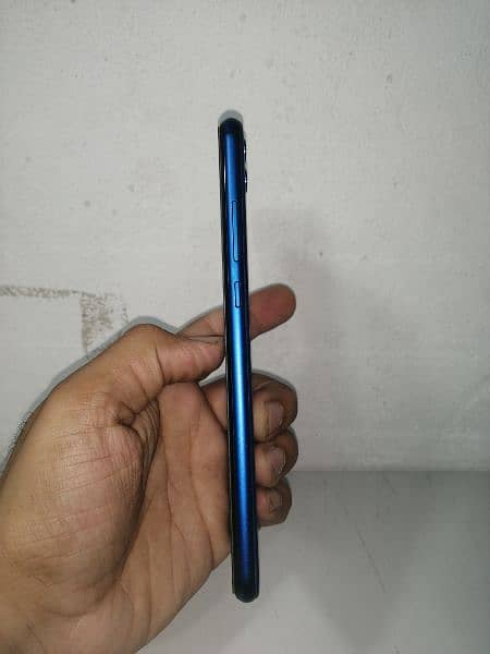 Huawei honor 8x 4 128 with box pta approved good condition 9