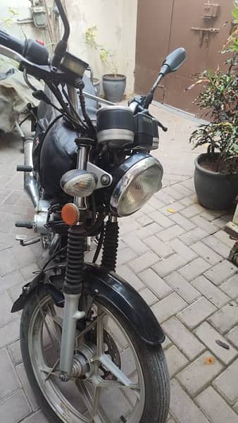 Mint Condition GS150 for Sale 1