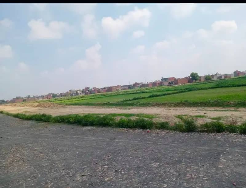 1 Kanal Plot Near Ferozpur Road and new defence road kahna nau Lahore 4