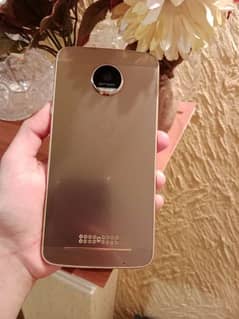 Moto z force