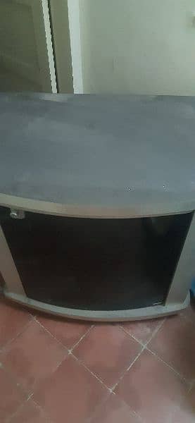 TV trolley. used but in very good condition. 0.321-827_3691 1