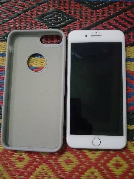 iphone 8 plus 64gb 10/10 Condition jv he bettery health 85% 3