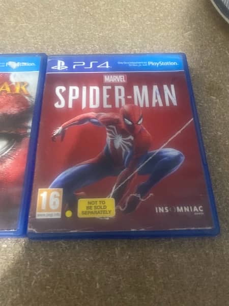 PS4 Disc(spider man 2k17 CODWW2 god of war) 1