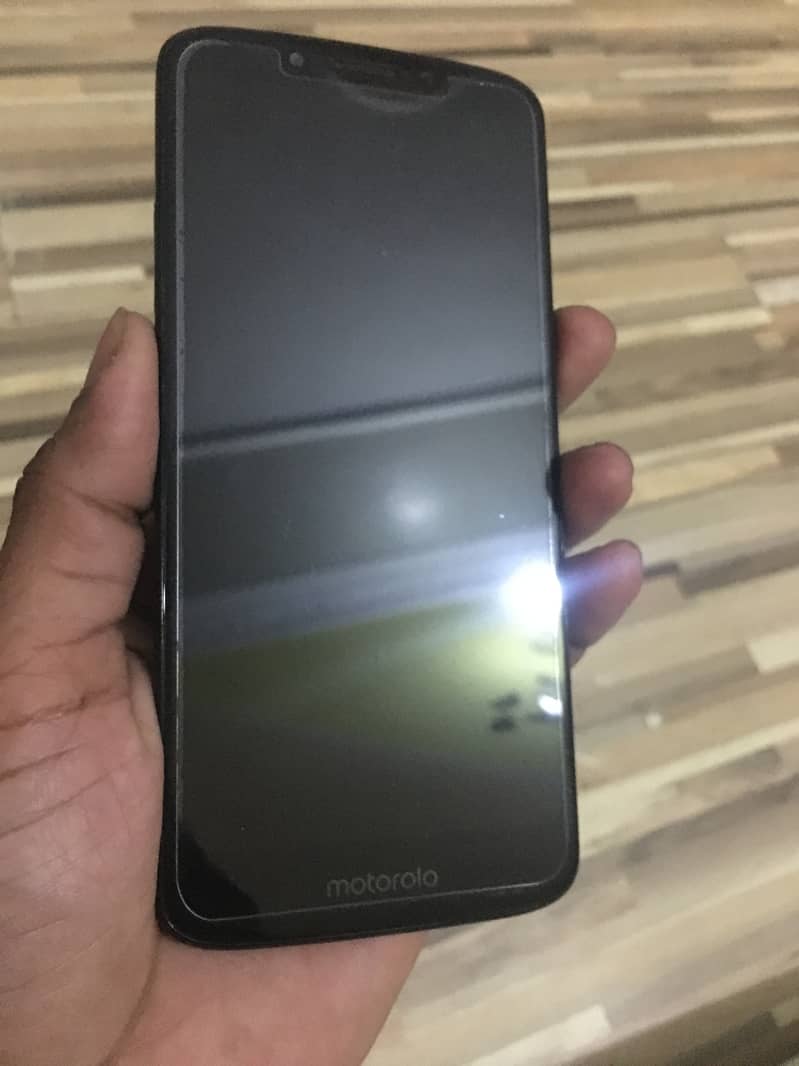 Motorola G7 Play 0