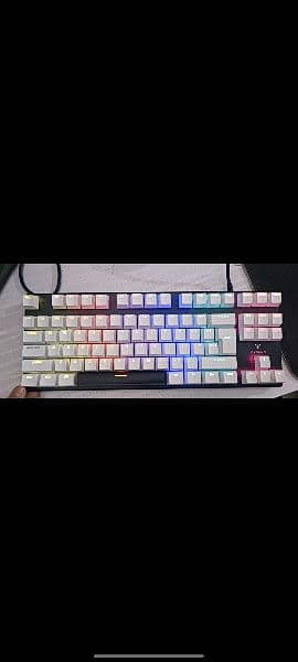 Urgent!! Akira Avalon Gaming Keyboard 1