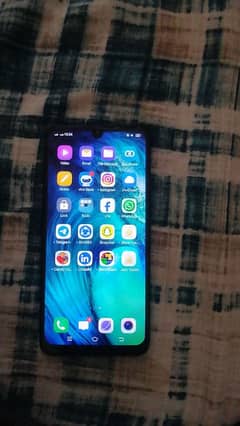 vivo S1 (4 + 128) with charger