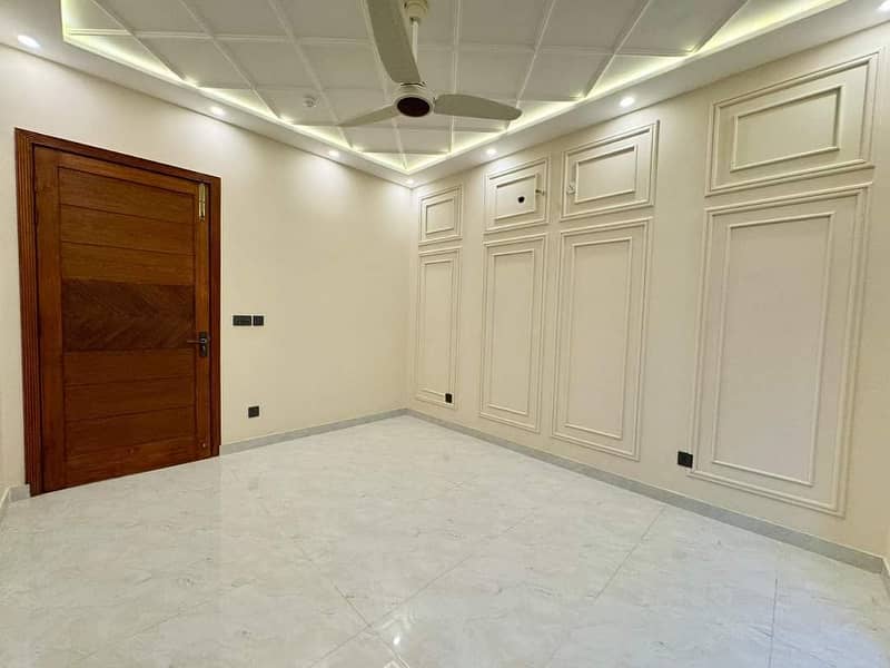 DHA 11 Rahbar House For Rent Brand New 4