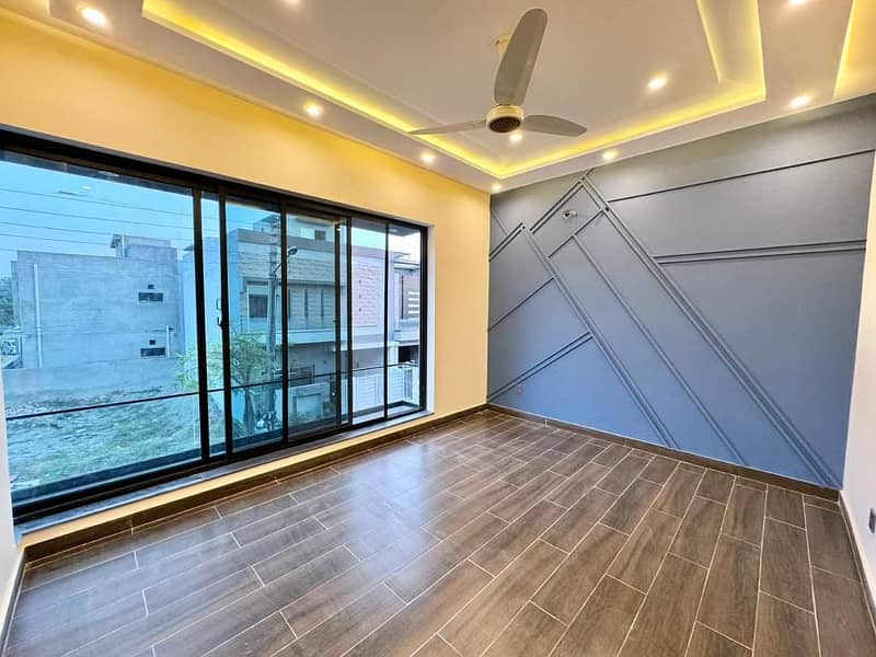 DHA 11 Rahbar House For Rent Brand New 11