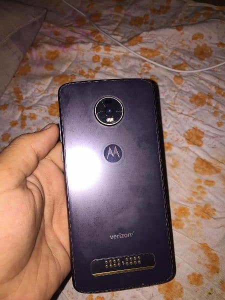 Moto Z4 2