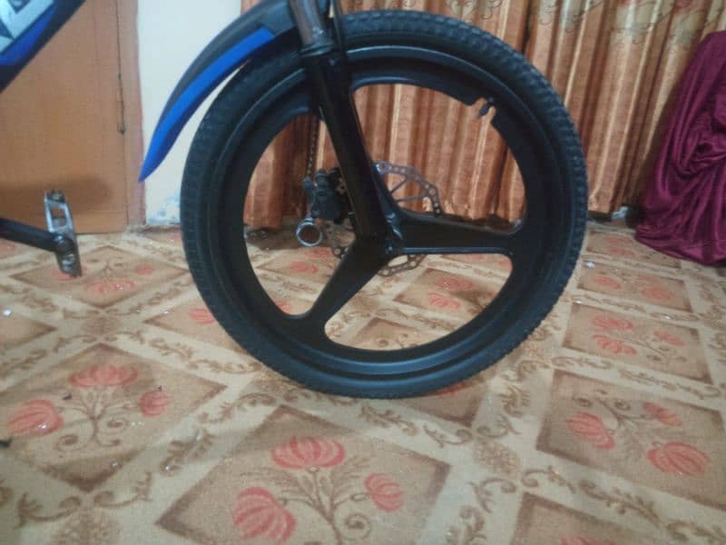 crouns 20"inch cycle for sale. Final price hai . 1