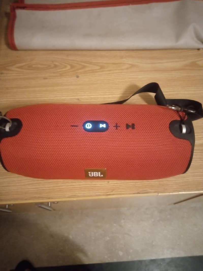 Jbl extreme portable 1