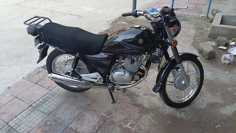 Suzuki gs  150 1