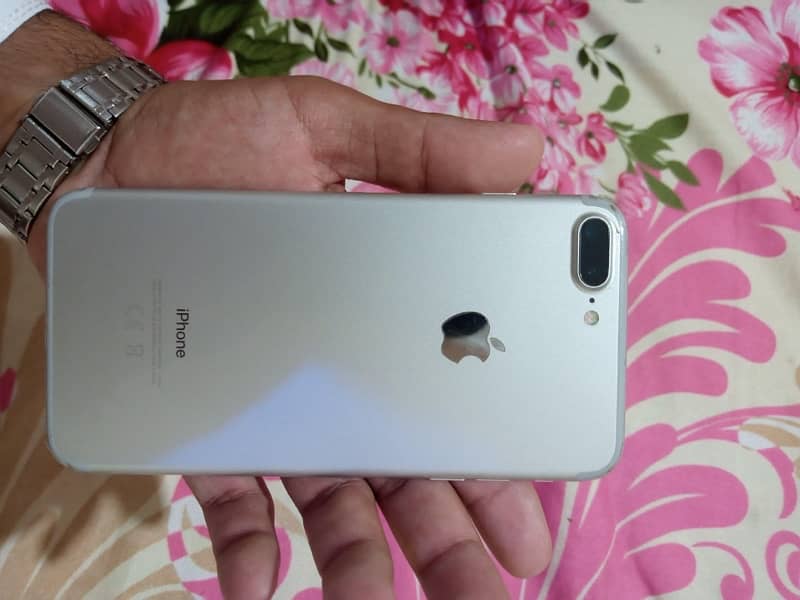 i phone 7pls non pta /128gb/battery health 85%/10by10 2