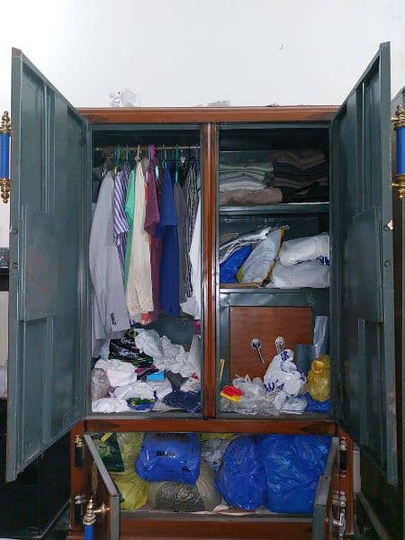 Iron Steel Wardrobe for sale in Lahore 2