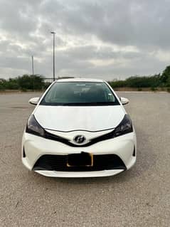 Toyota Vitz 2015 PERL WHITE ORIGNAL