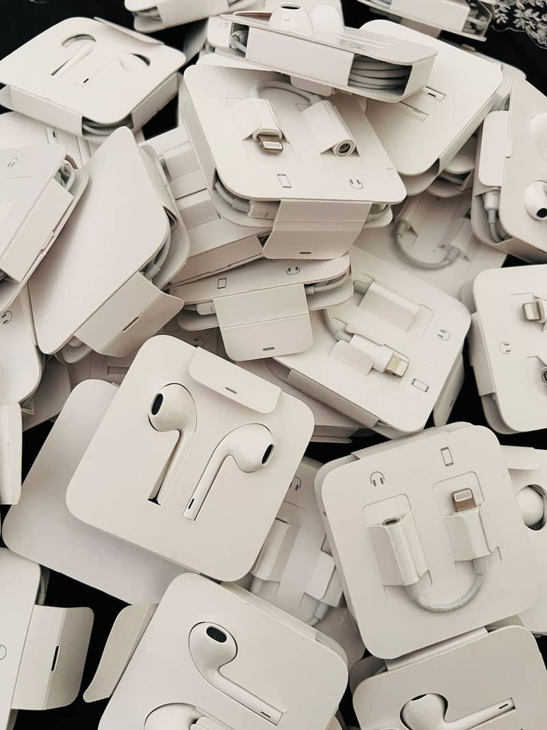 Original US Imported Apple Accessories - Adapters Cables Chargers iPa 15