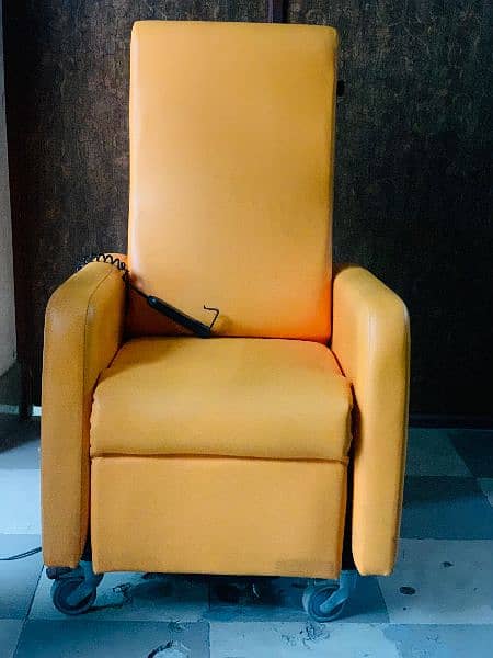 Therapy Chair - Blood Donor - Dialysis chair for sale - Recliner 10