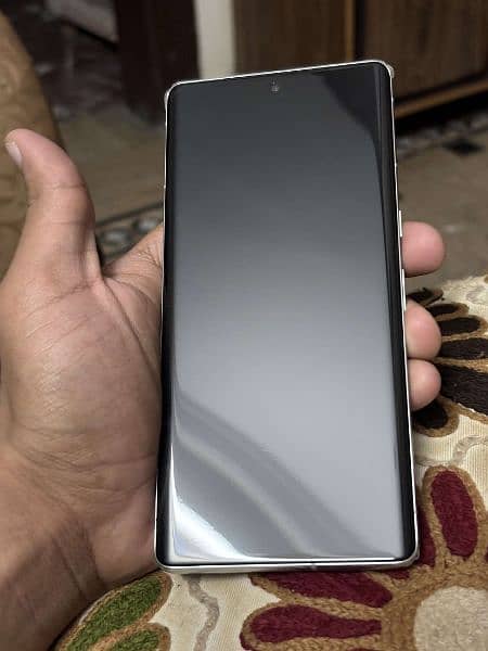 Google Pixel 7 Pro White Colour 12 GB Ram 128 Rom Online PTA Lifetime 1