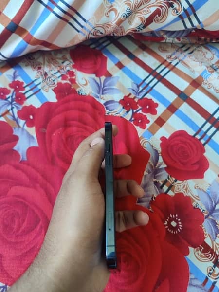 Apple i phone 12 pro NON PTA 3