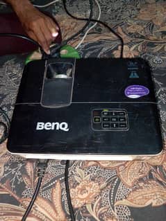 urgent sale Benq Projector