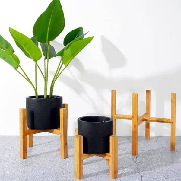 Wooden Plant Stand 1