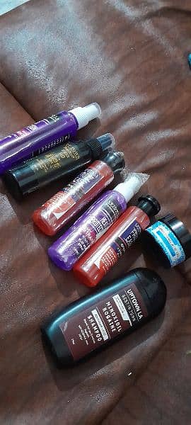 Up townLa products for hair and face. 1