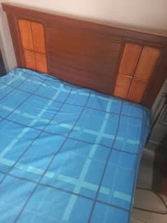 Single bed 0