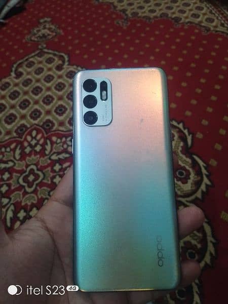 Oppo Reno 6 box and charger 2