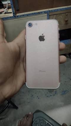 Iphone 7 (32GB, Non-PTA)