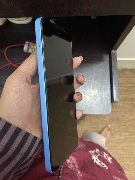 Redmi 12 4GB / 128 GB 10/10 condition 2