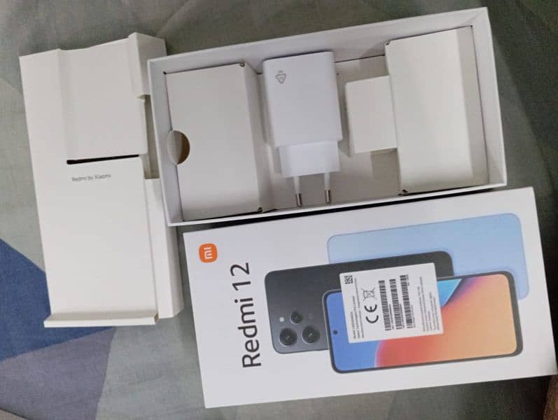 Redmi 12 4GB / 128 GB 10/10 condition 4