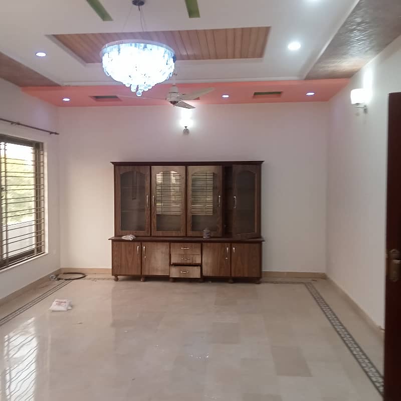 1 kanal Double storey House for rent in F-15 Islamabad 3