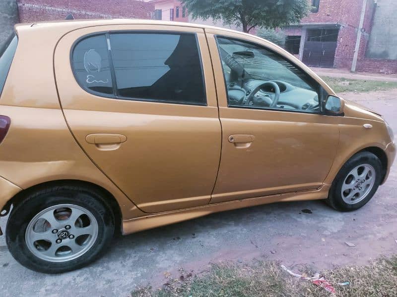 Toyota Vitz 2007 3