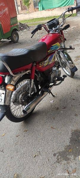 Honda CD 70 in genion and lush condition 2021 model enjin pack 8