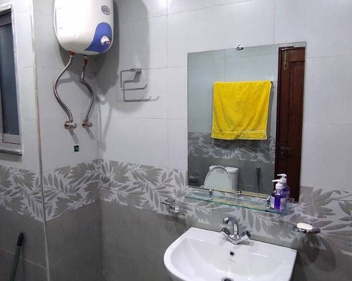 1 Bed semi Furnished Apartment for rent in Bahria town 11