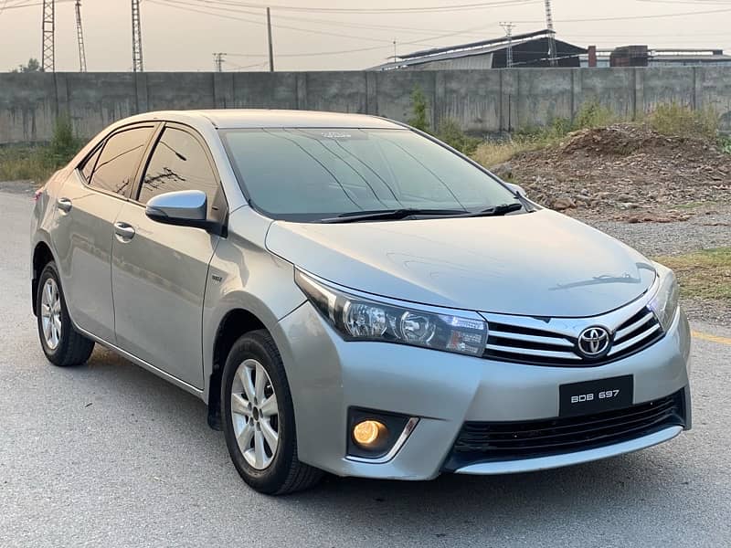 Toyota Corolla GLI 2015 1