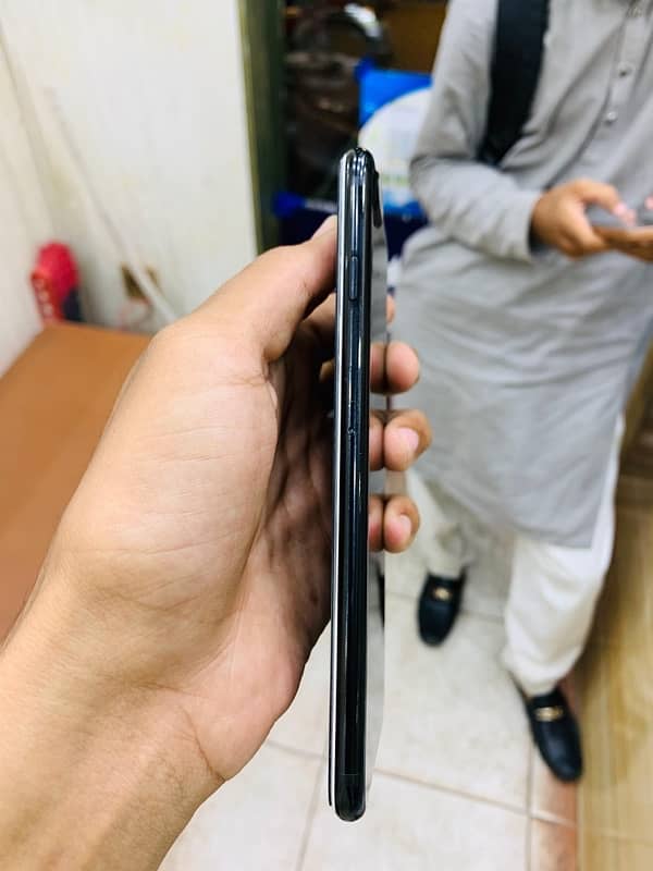 Iphone 7 plus Pta approved 128gb 4