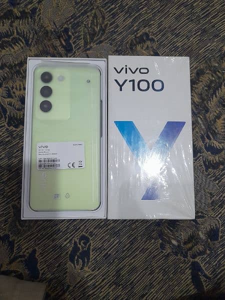 Vivo Y100 6