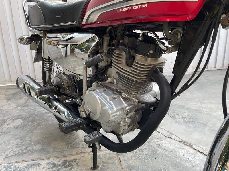 Honda CG 125 Special Edition 4