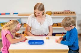 Montessori expert tuition teacher