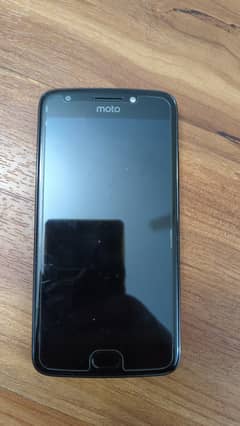 Moto e4 0