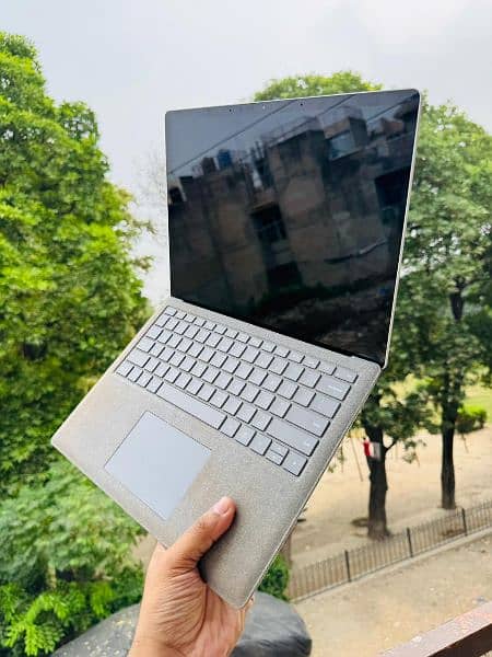 Urgent Selling Microsoft Surface Laptop 3 0