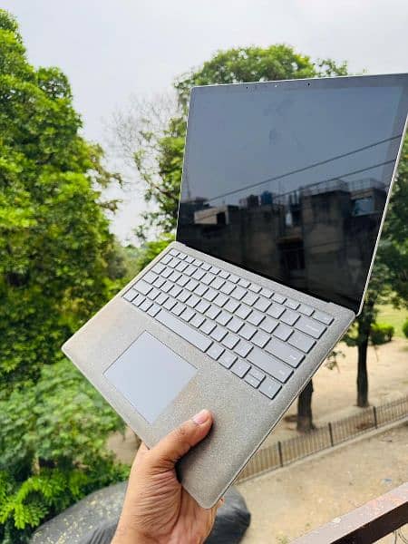 Urgent Selling Microsoft Surface Laptop 3 3