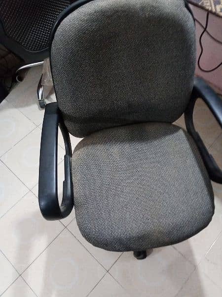 Rolling Office Chair 2