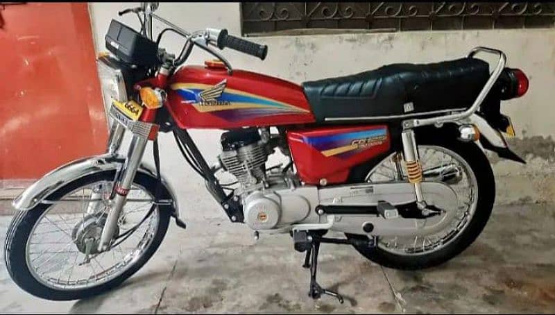 Honda CG 125 2005 modal my WhatsApp 0327/43/86/591 0