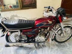 Honda 125 Urgent For Sale Contact:- 03006005895