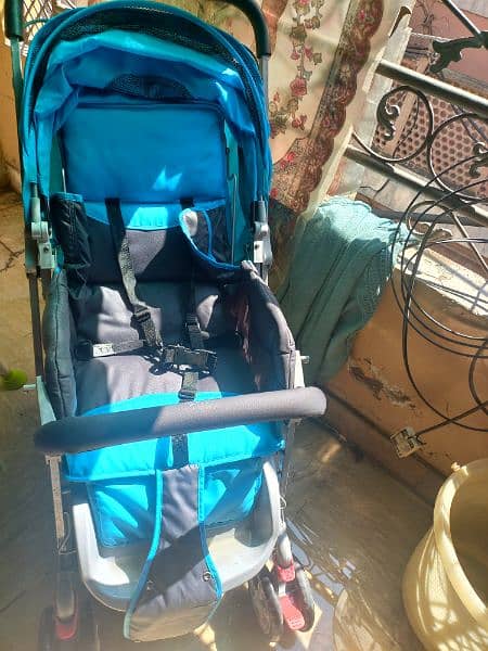 baby prams & walker 3