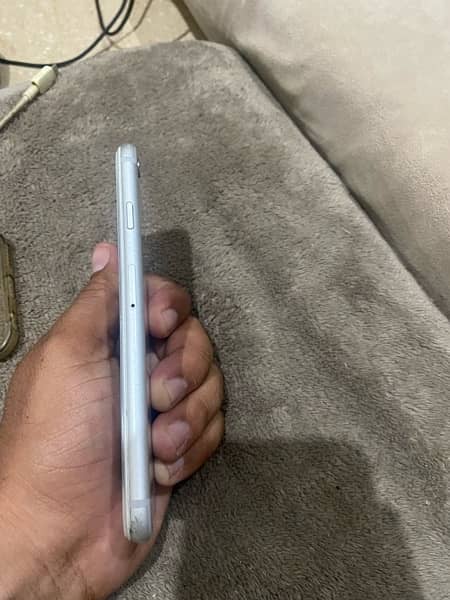 IPhone 6 Non-PTA 5